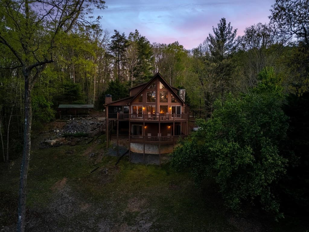 431 Sunrock Mountain Road, Blue Ridge GA 30513 - Photo