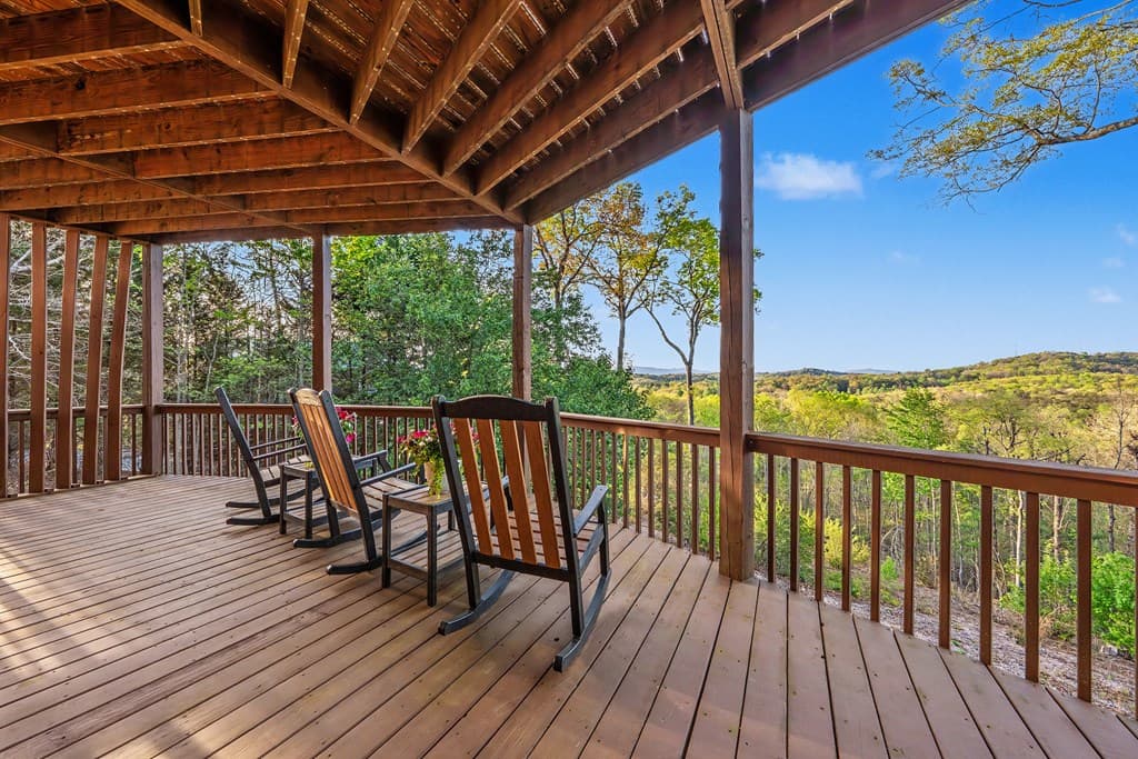 431 Sunrock Mountain Road, Blue Ridge GA 30513 - Photo