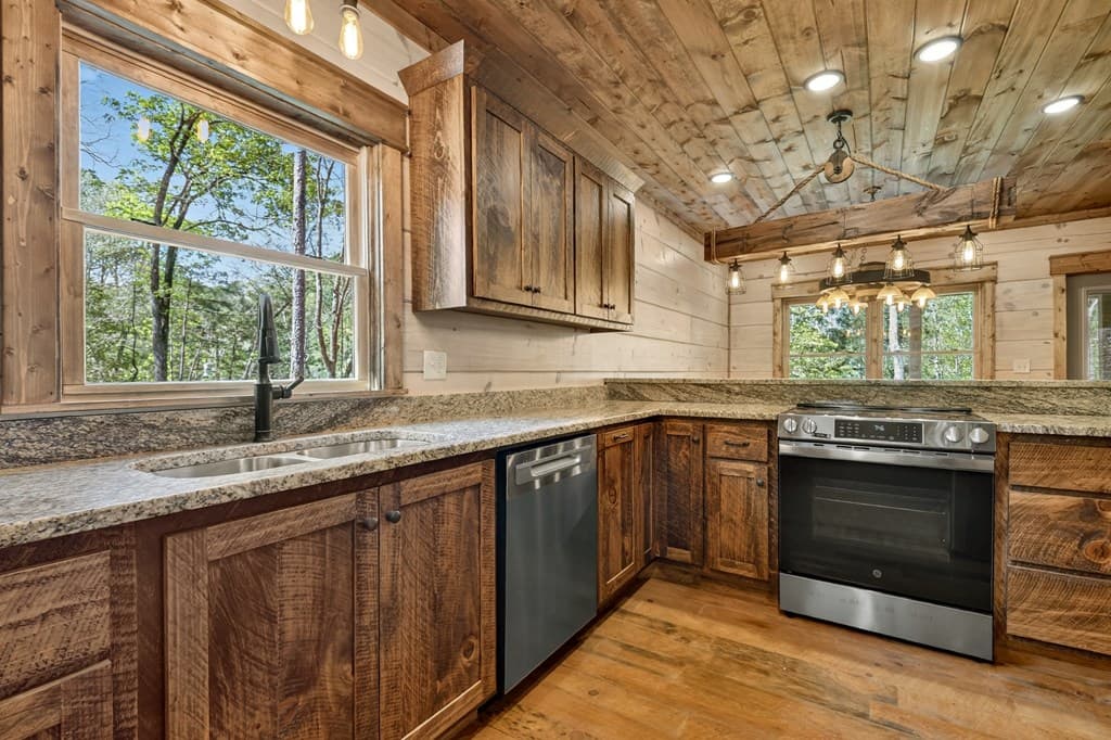 245 Moonstone Drive, Ellijay GA 30540 - Photo