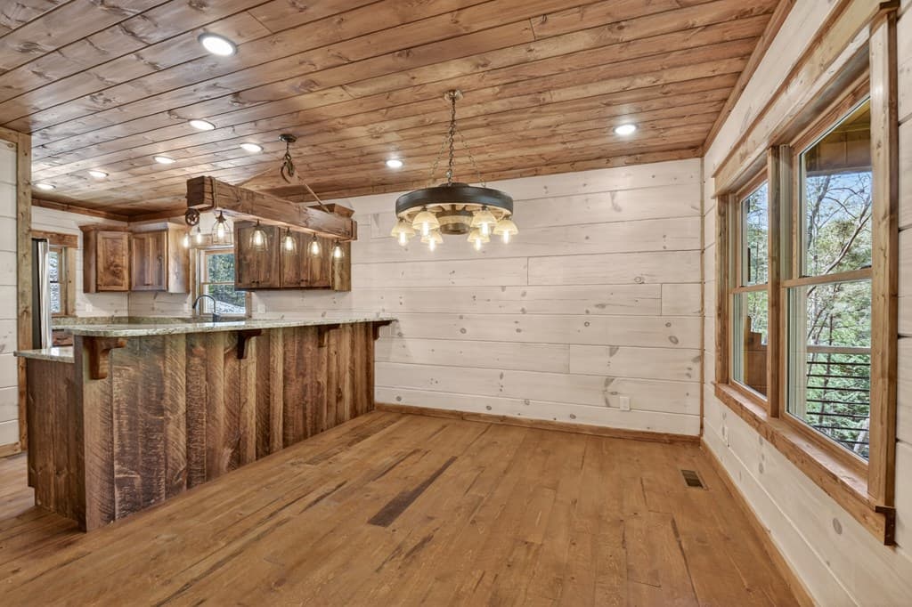 245 Moonstone Drive, Ellijay GA 30540 - Photo