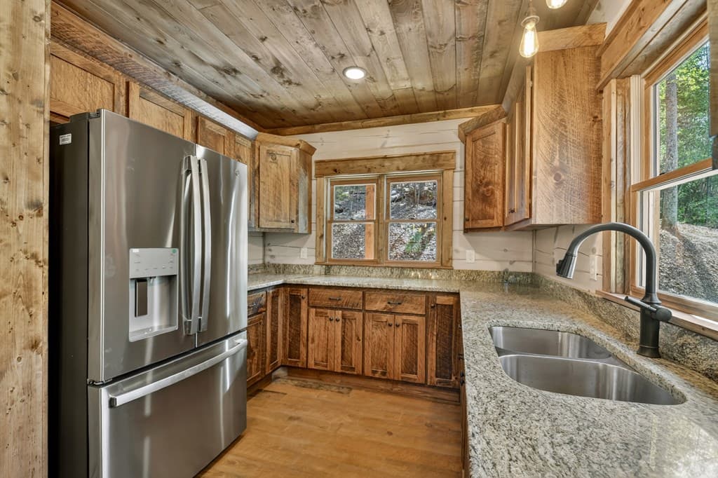 245 Moonstone Drive, Ellijay GA 30540 - Photo