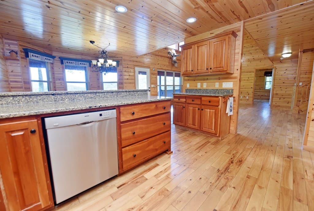 1929 Lakeview Summit Drive, Young Harris GA 30582 - Photo