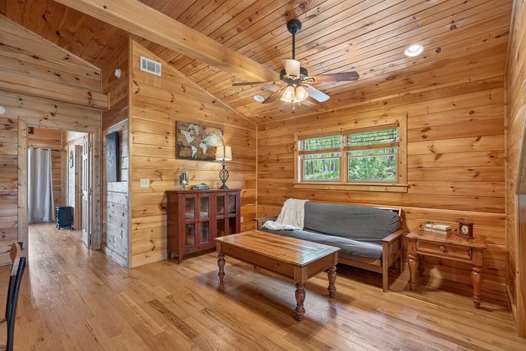 385 Shields Road, Mineral Bluff GA 30559 - Photo