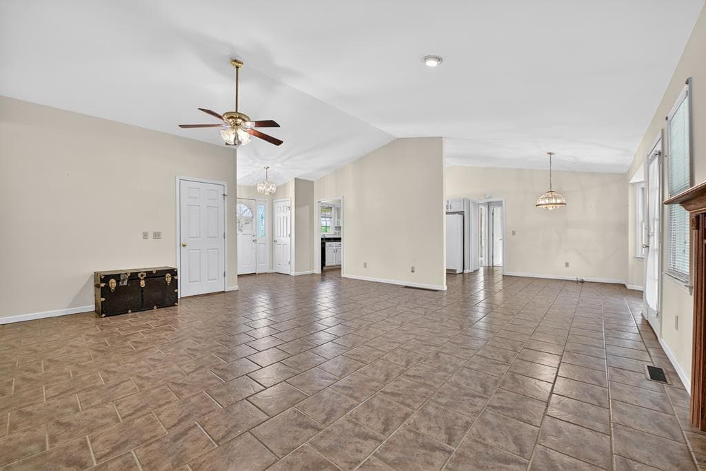 380 Lavista Drive, Blue Ridge GA 30513 - Photo