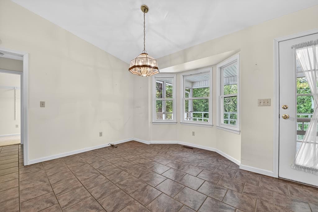 380 Lavista Drive, Blue Ridge GA 30513 - Photo