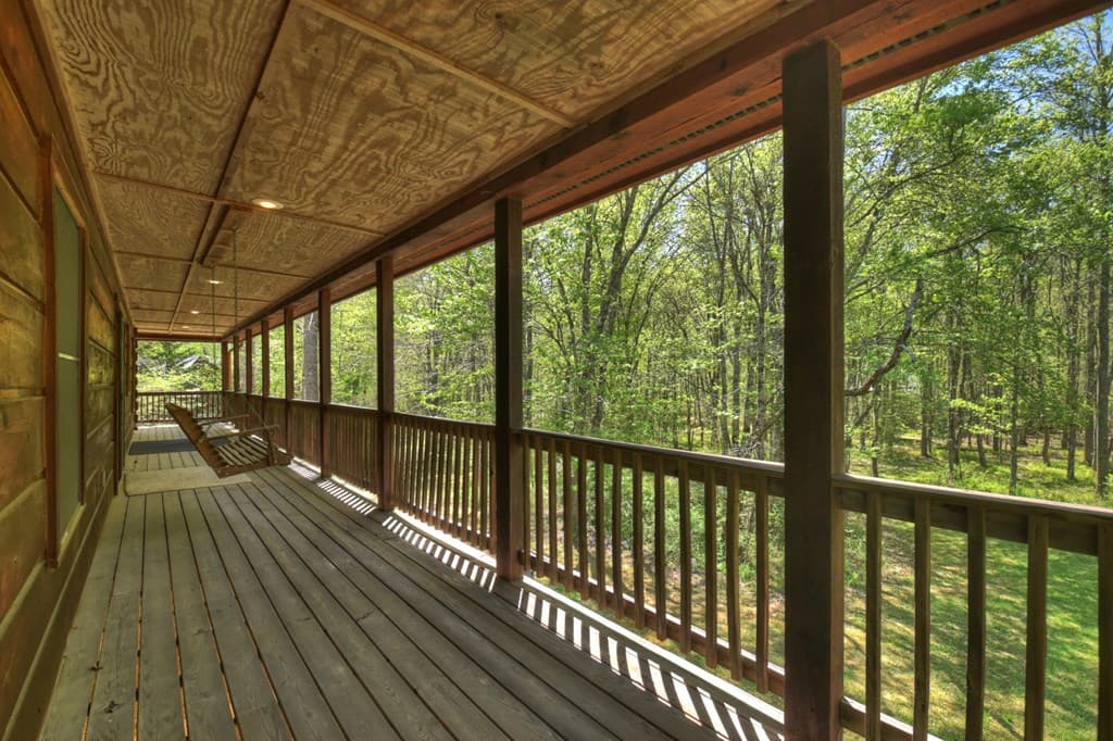 76 E Bevan Lane, Blue Ridge GA 30513 - Photo