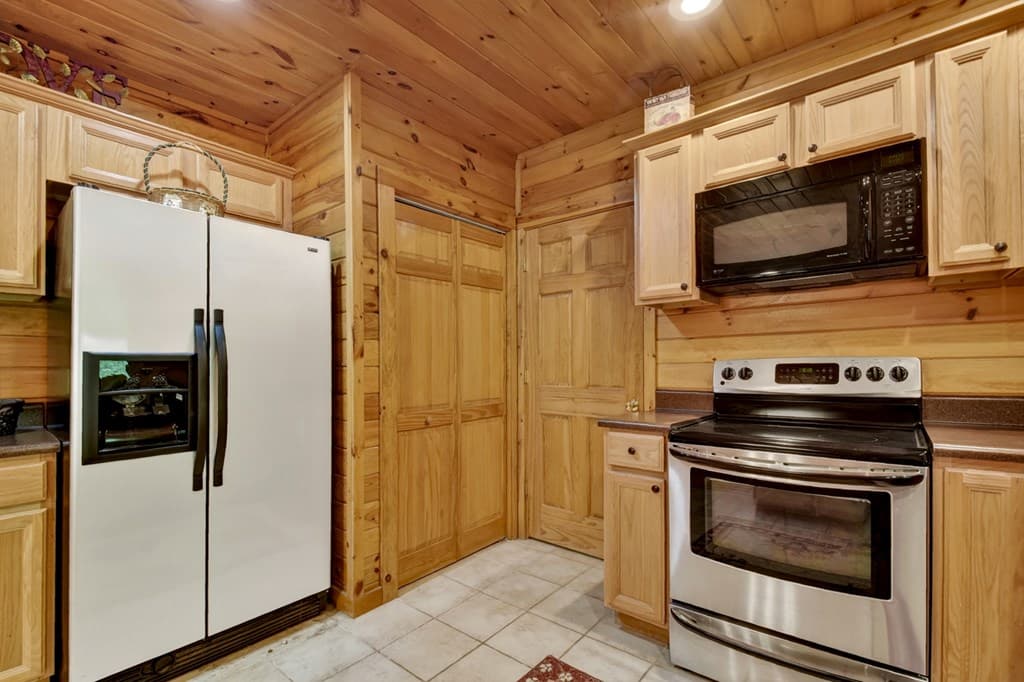 76 E Bevan Lane, Blue Ridge GA 30513 - Photo