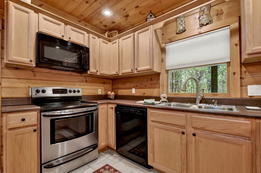 76 E Bevan Lane, Blue Ridge GA 30513 - Photo
