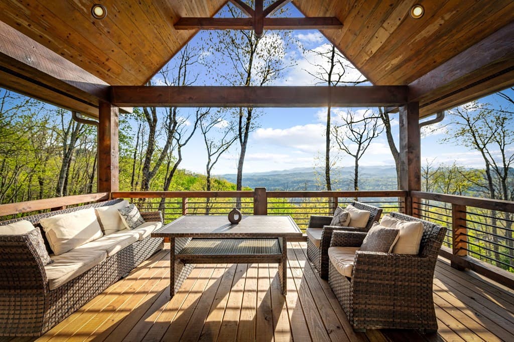 608 Blue Ridge Heights Drive, Blue Ridge GA 30513 - Photo