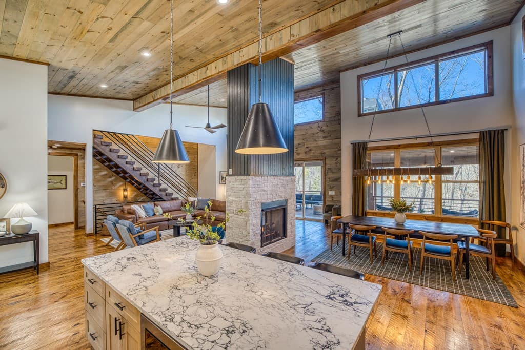 1160 Mangums Trail, Blue Ridge GA 30513 - Photo