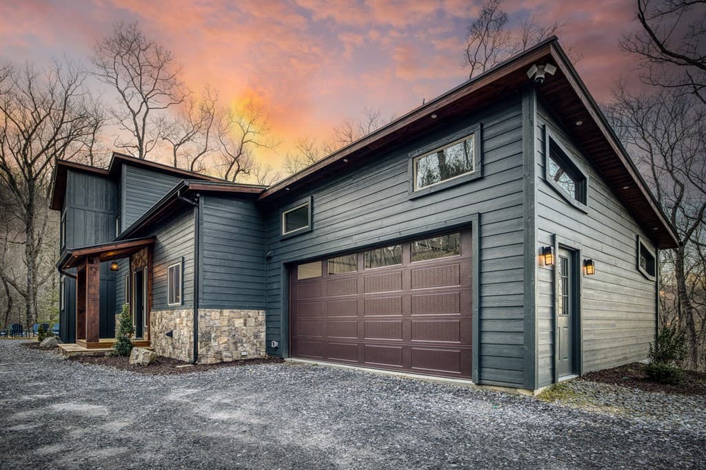 1160 Mangums Trail, Blue Ridge GA 30513 - Photo