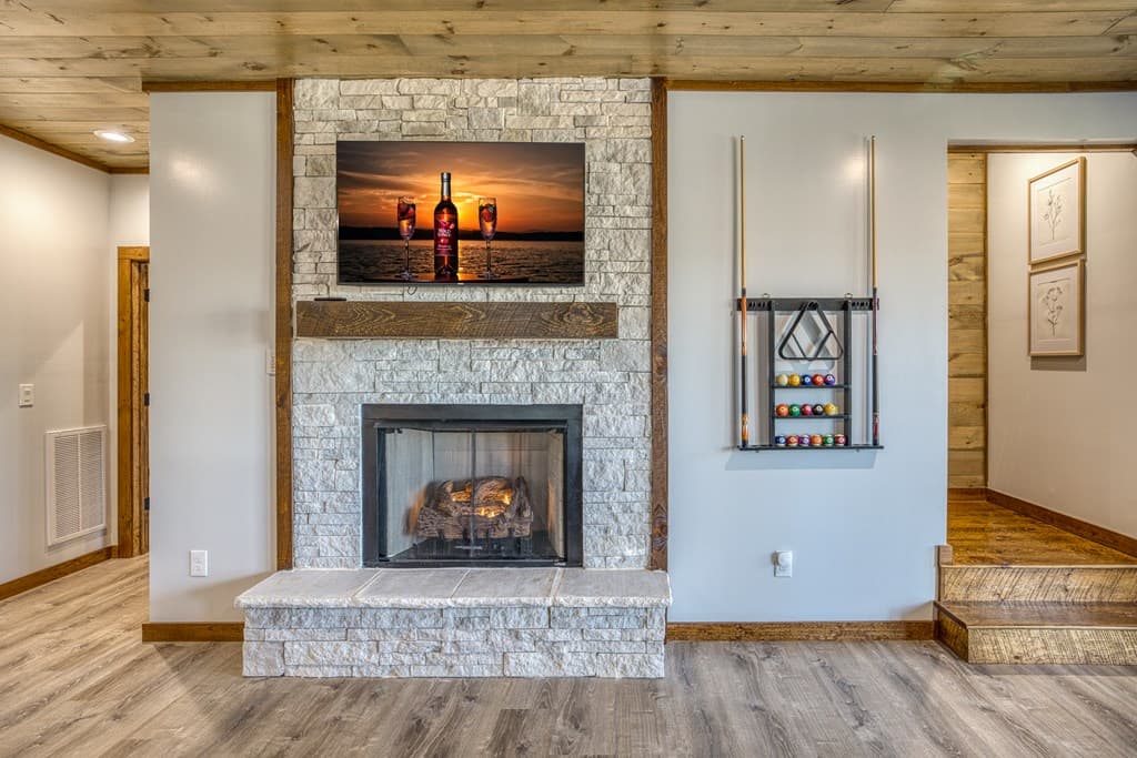 1160 Mangums Trail, Blue Ridge GA 30513 - Photo