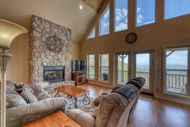 520 Sahkanaga Drive, Murphy NC 28906 - Photo
