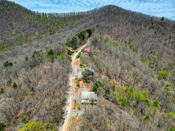 520 Sahkanaga Drive, Murphy NC 28906 - Photo