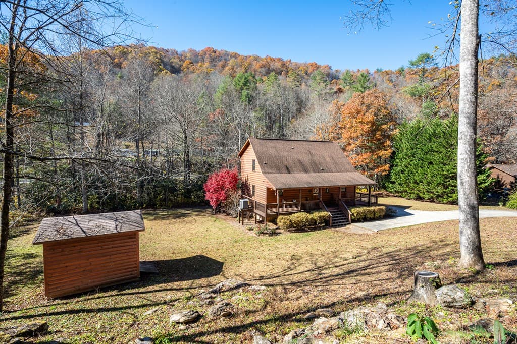 165 Riverview Drive, Robbinsville NC 28771 - Photo
