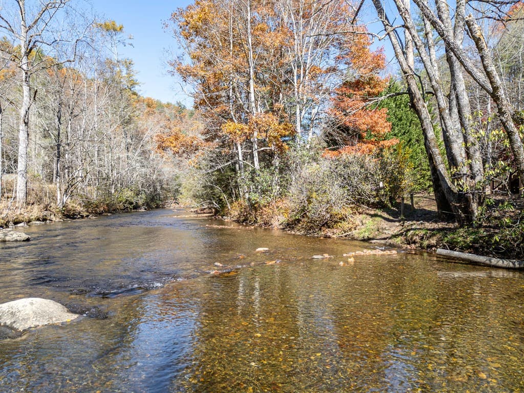 165 Riverview Drive, Robbinsville NC 28771 - Photo