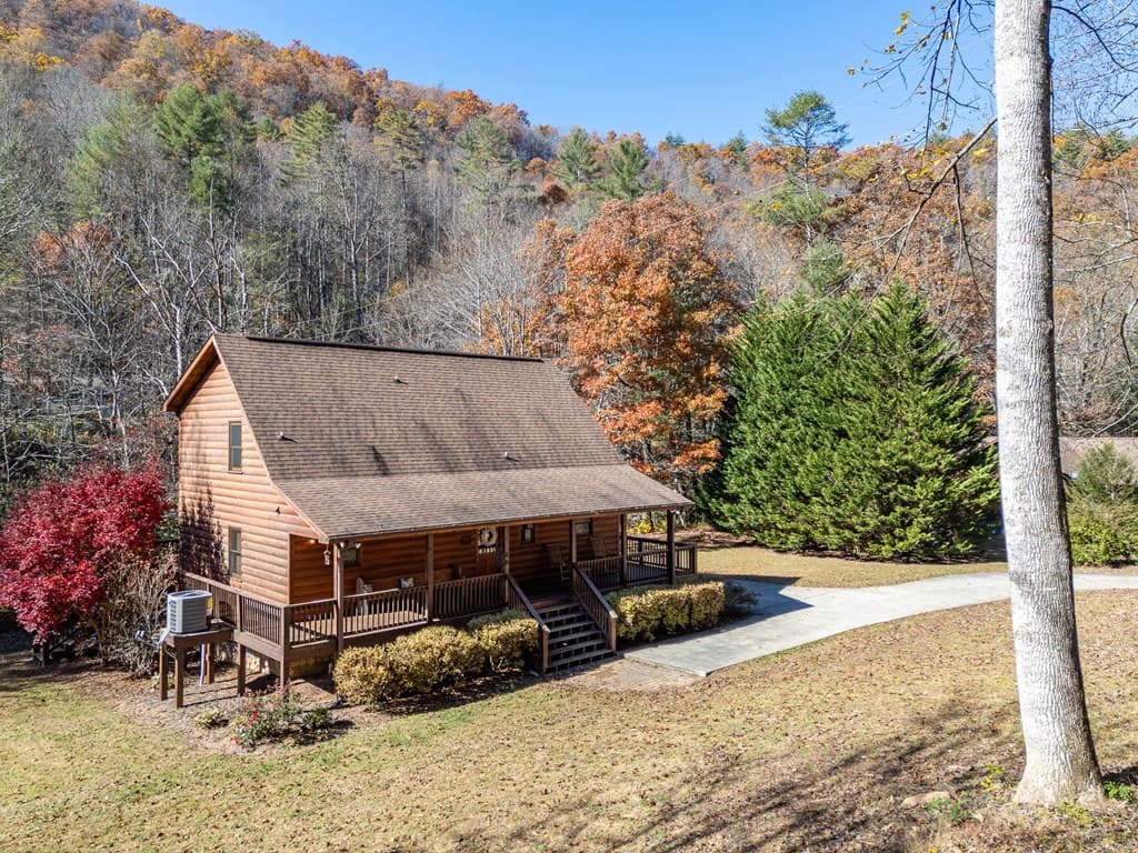 165 Riverview Drive, Robbinsville NC 28771 - Photo