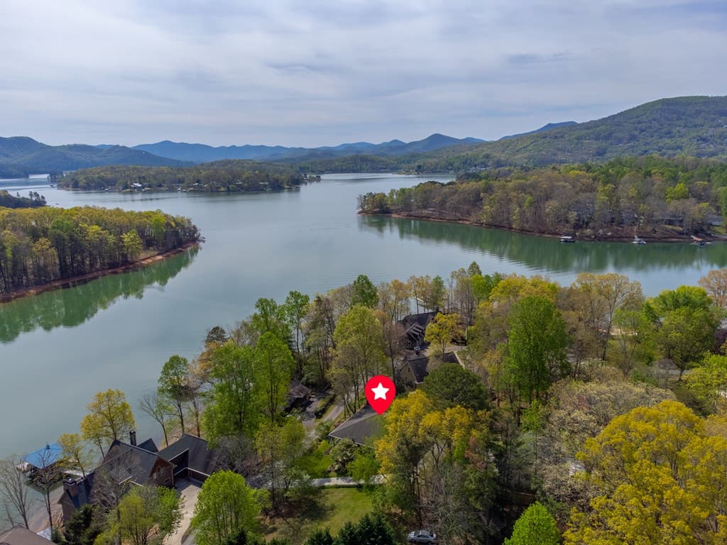 218 Lakeshore Drive, Hayesville NC 28904 - Photo