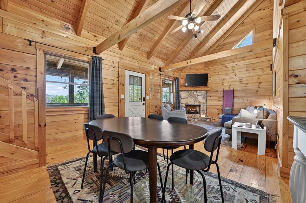 305 Kimbolton Drive, Morganton GA 30560 - Photo