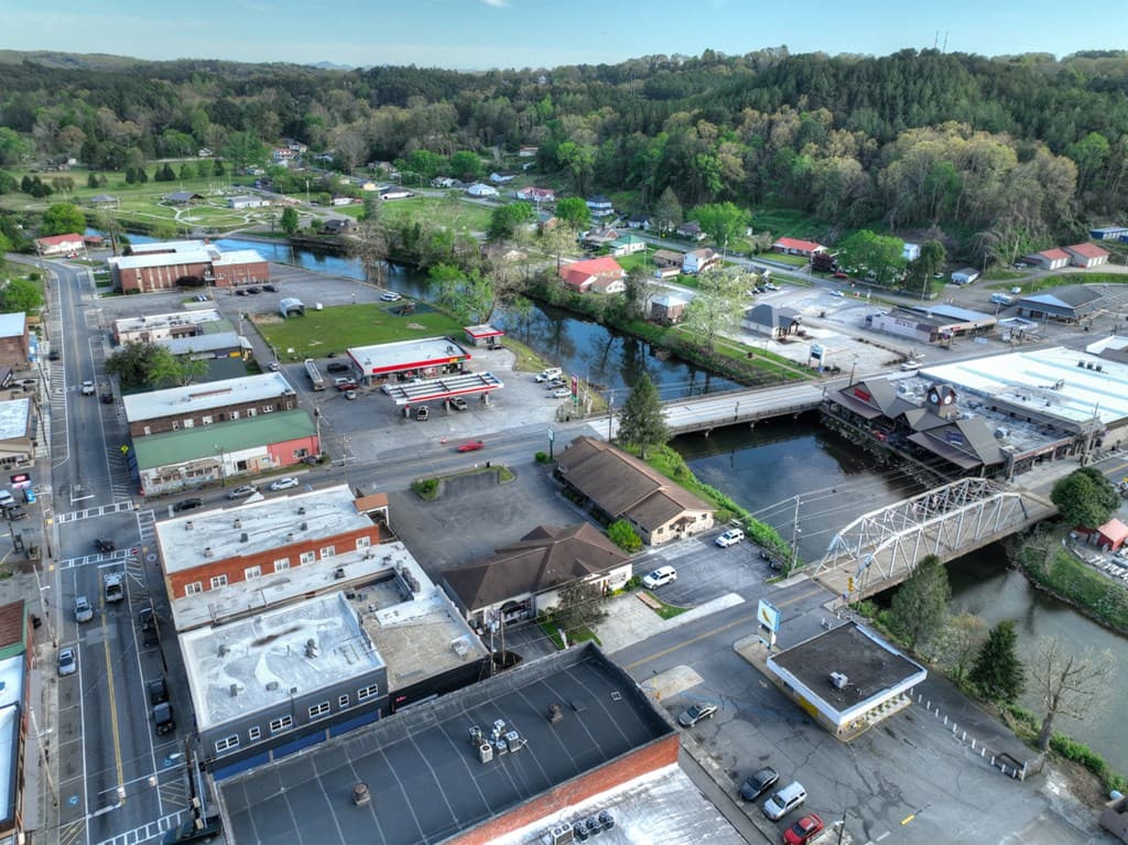 104 Grand Street, Copperhill TN 37317 - Photo