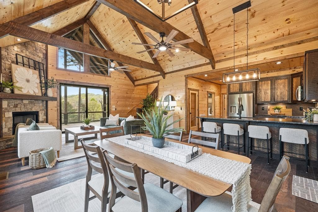 250 Wolf Creek Circle, Mineral Bluff GA 30559 - Photo