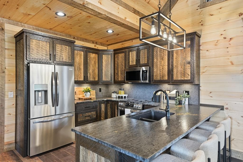 250 Wolf Creek Circle, Mineral Bluff GA 30559 - Photo