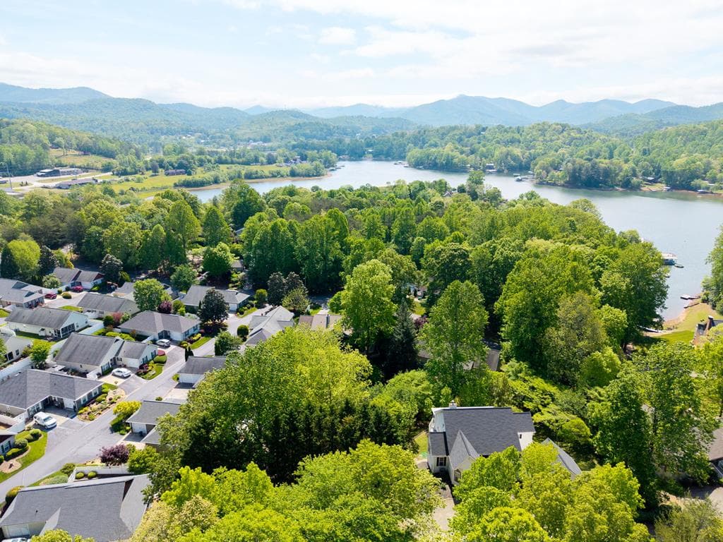 419 Long View Circle, Hiawassee GA 30546 - Photo