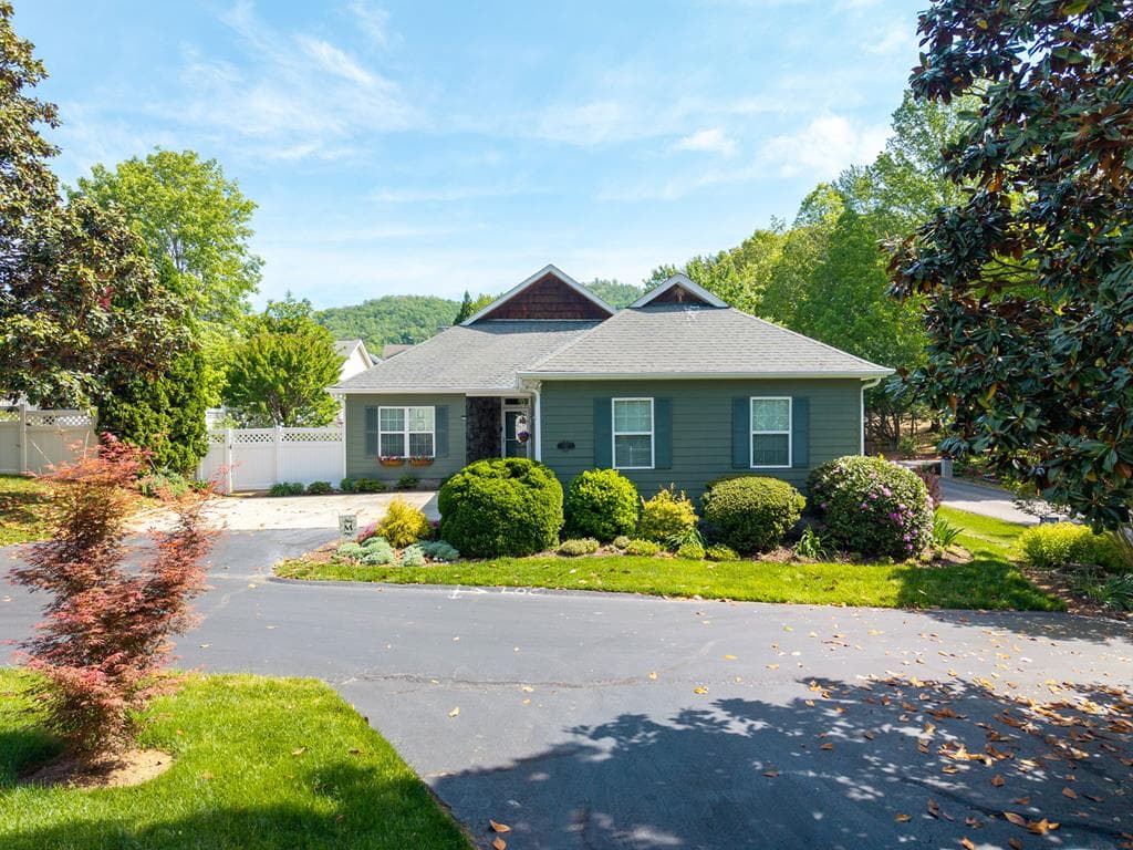 419 Long View Circle, Hiawassee GA 30546 - Photo