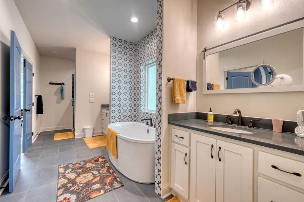 618 S Satsuma Court, Ellijay GA 30540 - Photo