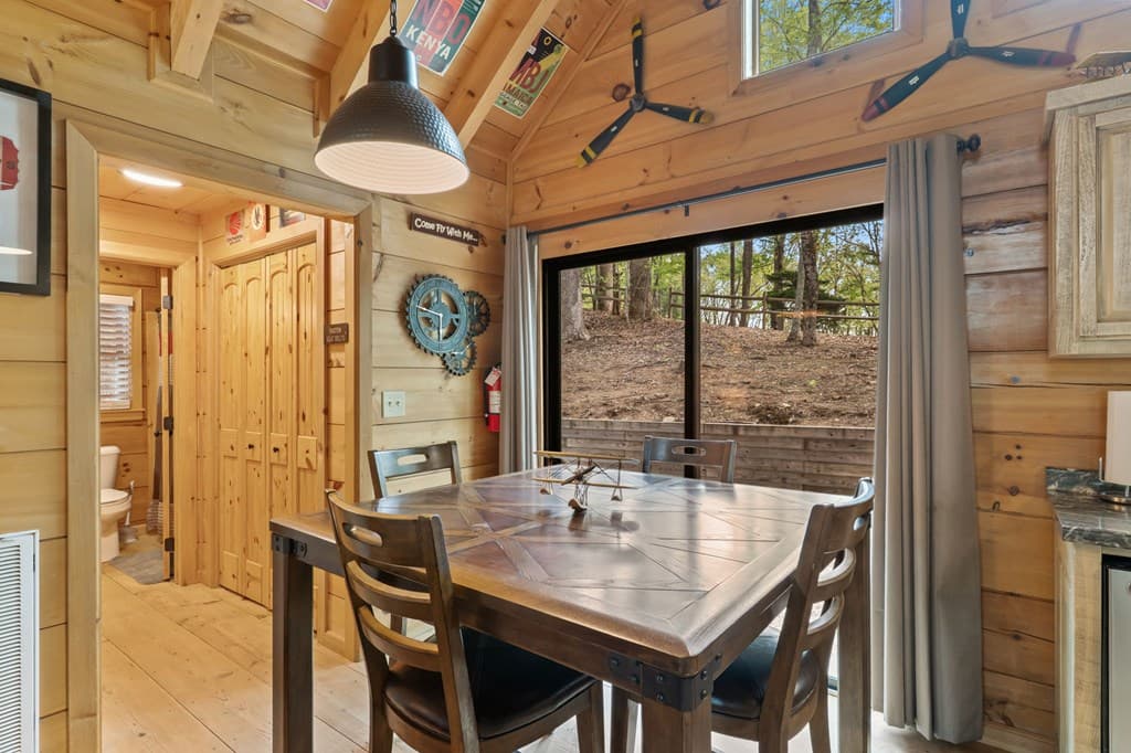 431 Little Bushy Head Road, Blue Ridge GA 30513 - Photo