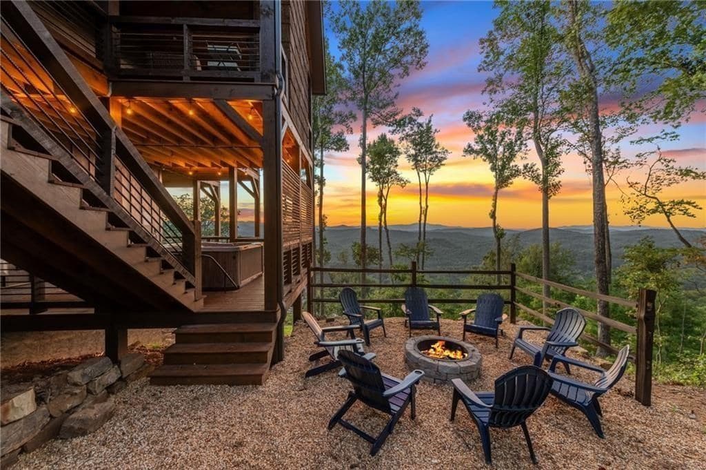 802 Overlook Drive, Blue Ridge GA 30513 - Photo