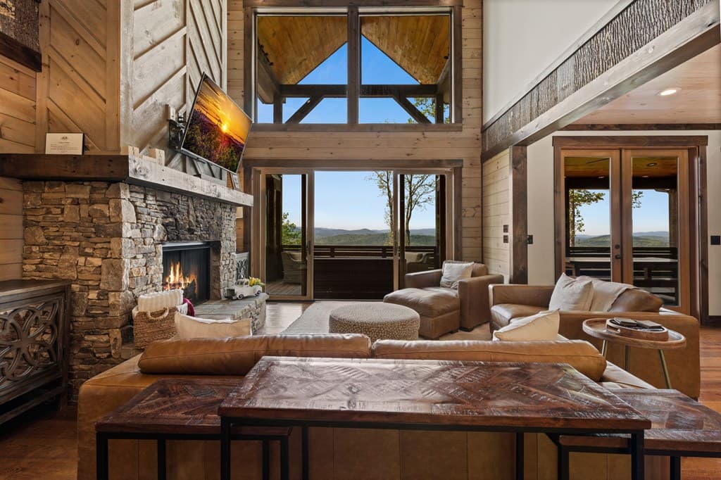 802 Overlook Drive, Blue Ridge GA 30513 - Photo