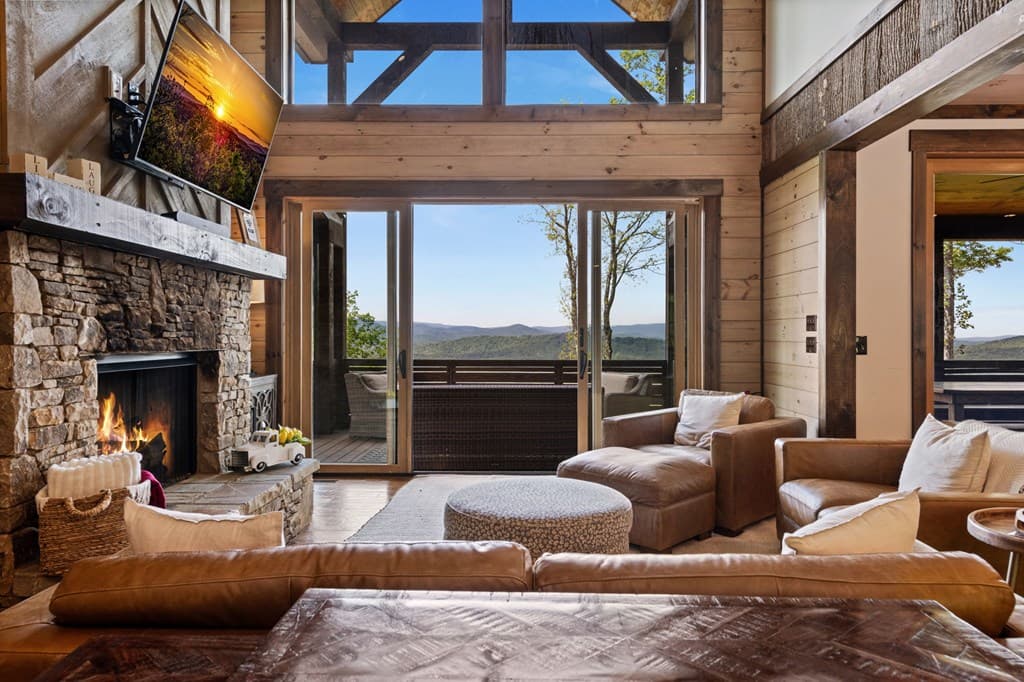 802 Overlook Drive, Blue Ridge GA 30513 - Photo
