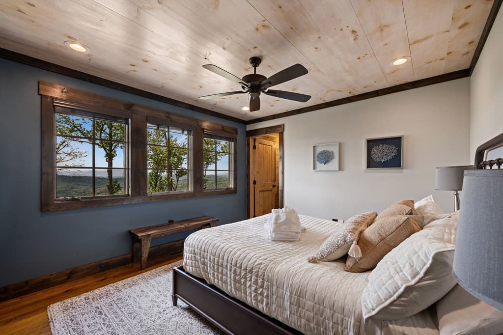 802 Overlook Drive, Blue Ridge GA 30513 - Photo
