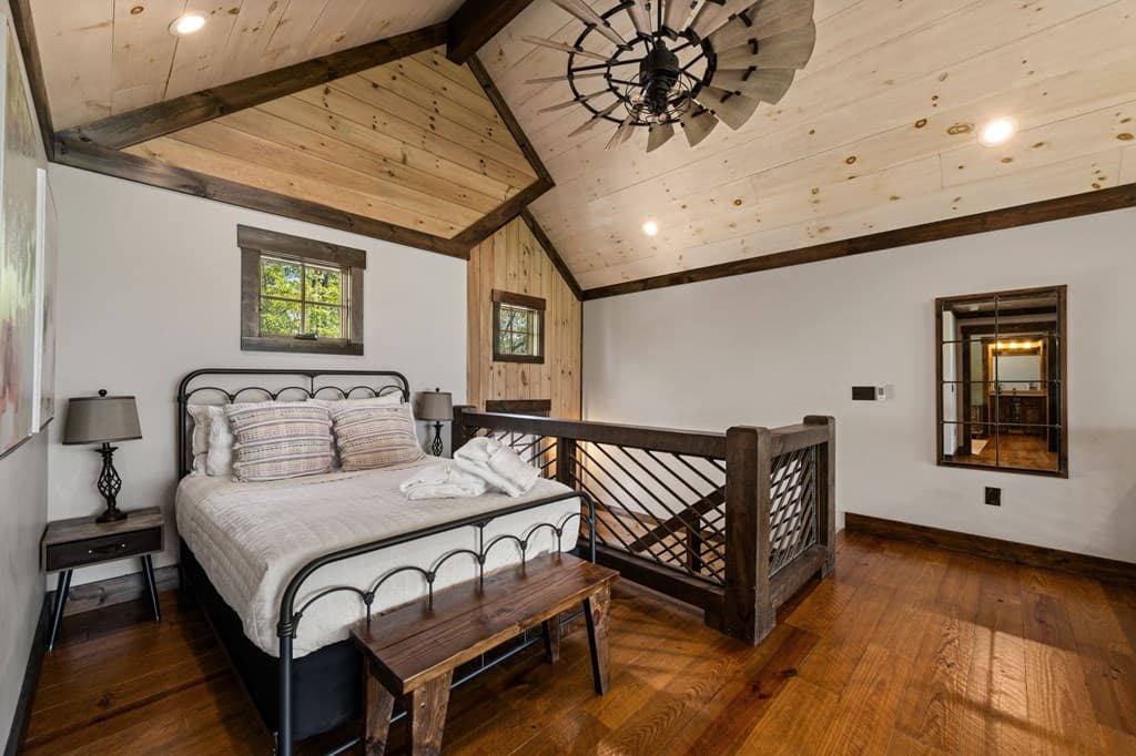 802 Overlook Drive, Blue Ridge GA 30513 - Photo
