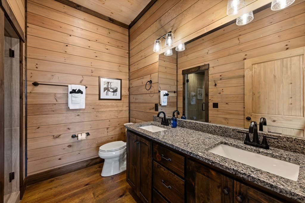 802 Overlook Drive, Blue Ridge GA 30513 - Photo