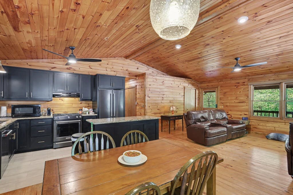 8 Stoney Brook Trail, Hayesville NC 28904 - Photo