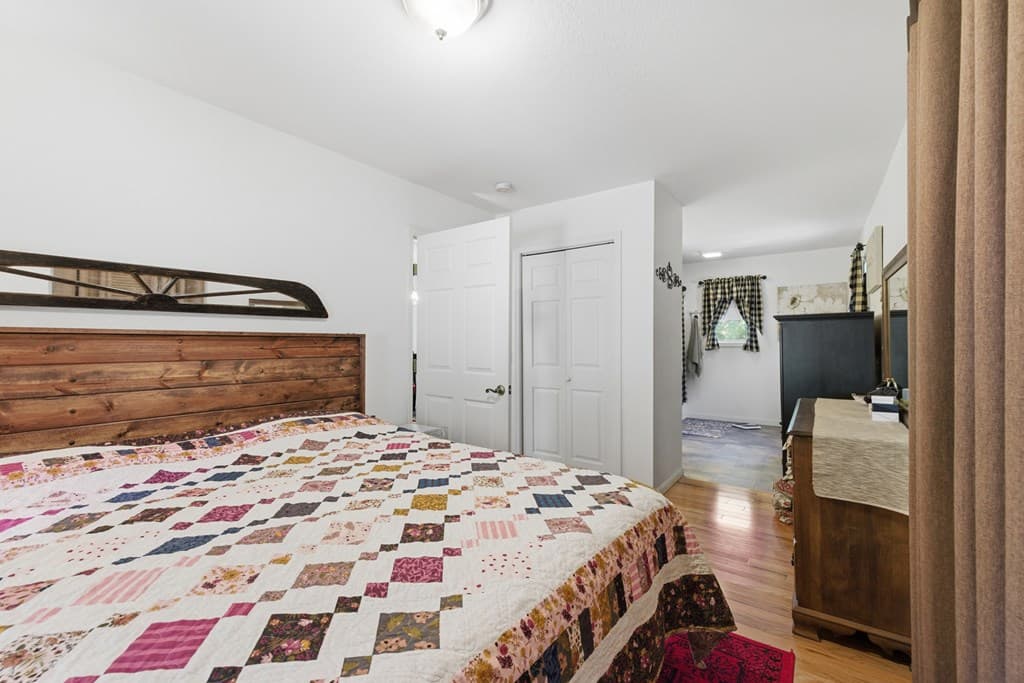68 West Vineyard, Hayesville NC 28904 - Photo