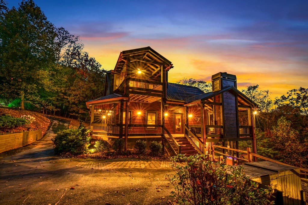 904 Raccoon Road, Blue Ridge GA 30513 - Photo