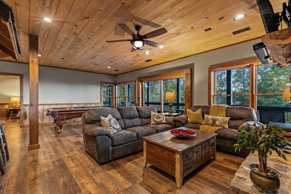 904 Raccoon Road, Blue Ridge GA 30513 - Photo
