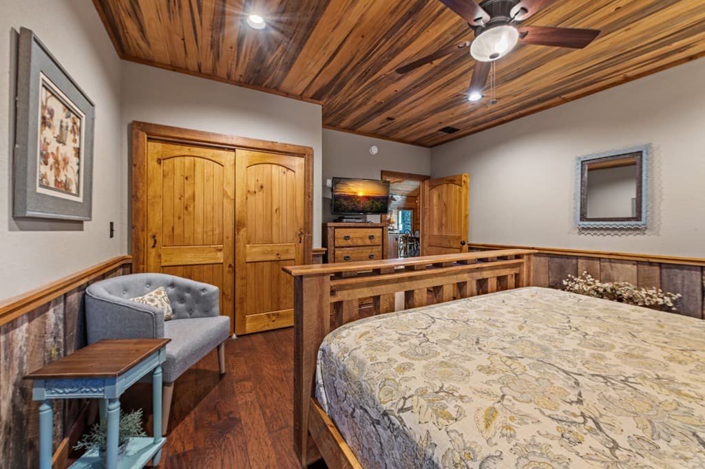 904 Raccoon Road, Blue Ridge GA 30513 - Photo