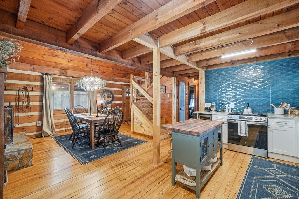 33 Foxhound Drive, Ellijay GA 30540 - Photo
