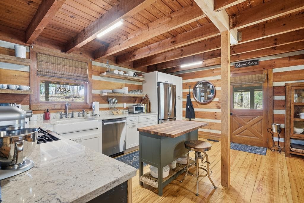33 Foxhound Drive, Ellijay GA 30540 - Photo