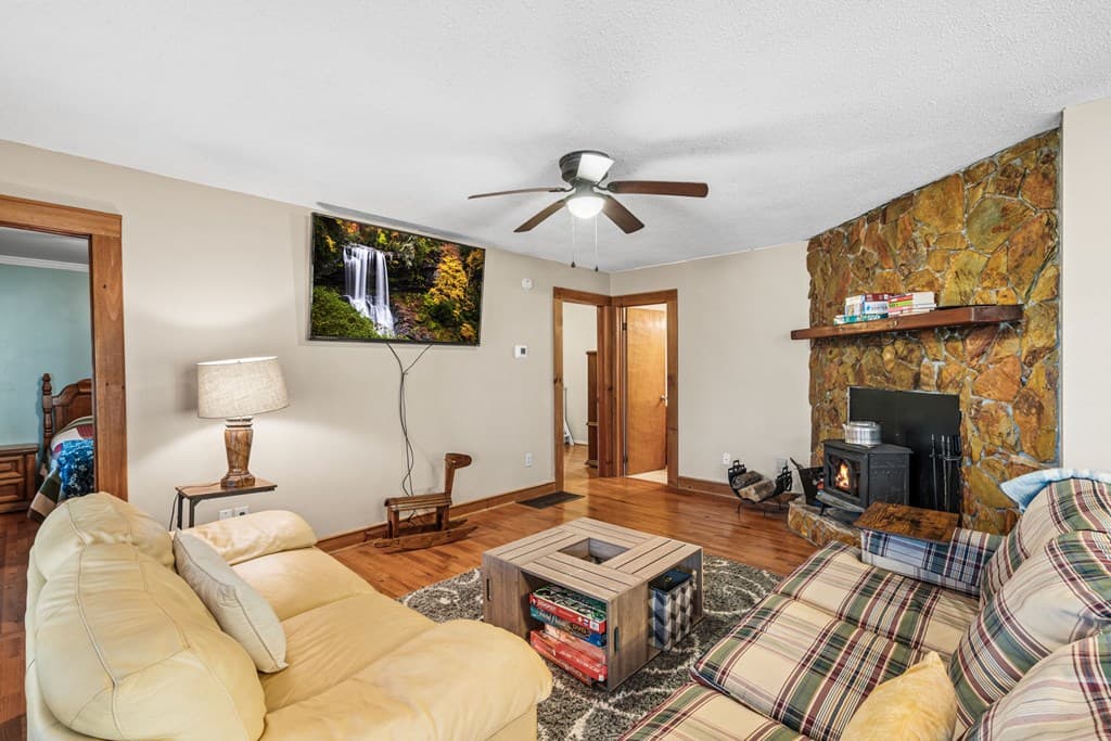 95 Laurel Cove Terrace, Murphy NC 28906 - Photo