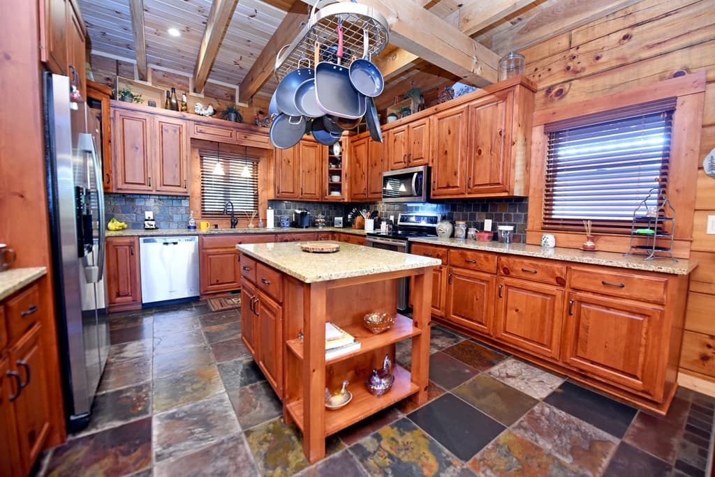 327 Prospectors Pass, Ellijay GA 30536 - Photo