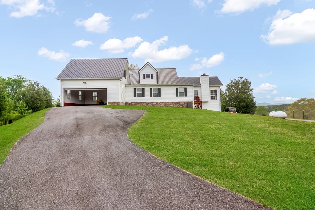 233 Ivy Ridge, Ellijay GA 30536 - Photo