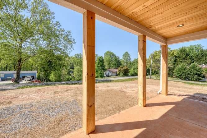 774 Bugscuffle Road, Hiawassee GA 30548 - Photo