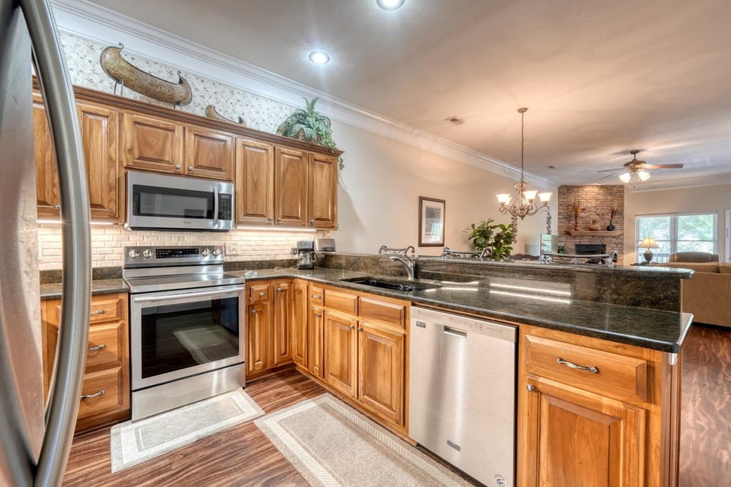 1647E Lakeview Drive, Young Harris GA 30582 - Photo