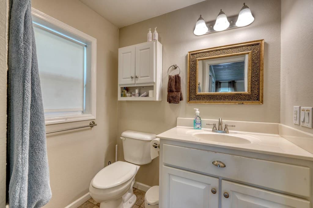 710 Town Mountain Road, Hayesville NC 28904 - Photo