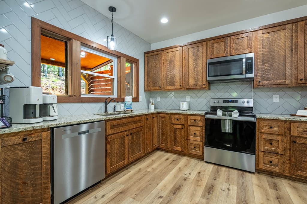 200 Echo Lane, Ellijay GA 30540 - Photo